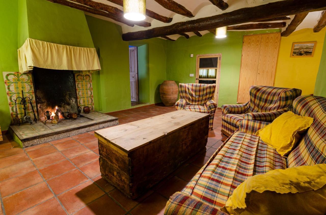 Turismo Rural La Ojinegra Alloza エクステリア 写真