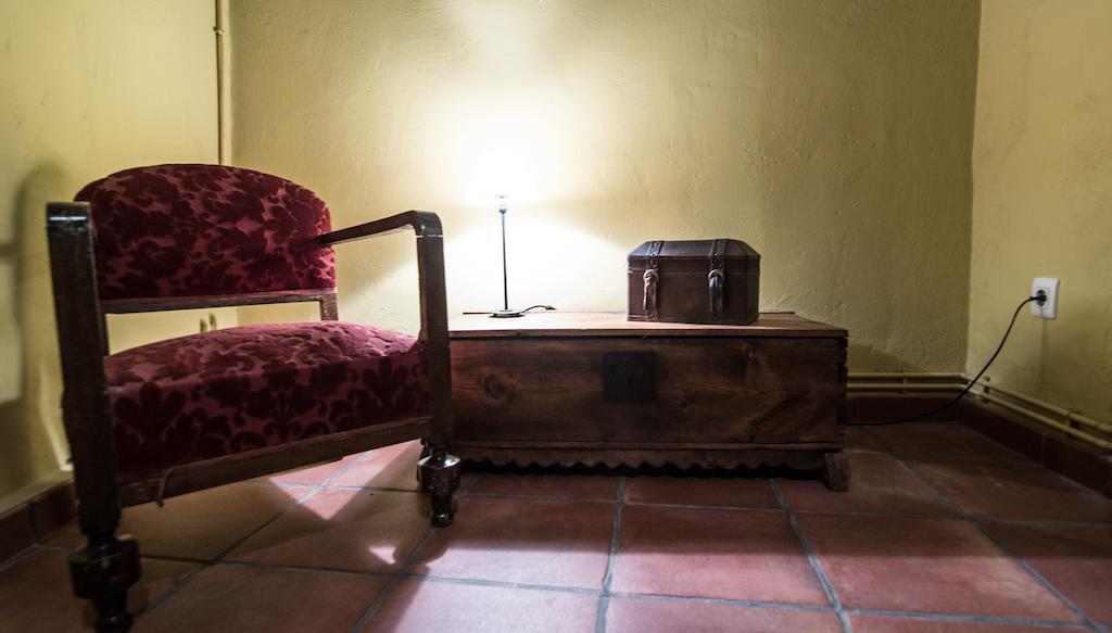 Turismo Rural La Ojinegra Alloza 部屋 写真